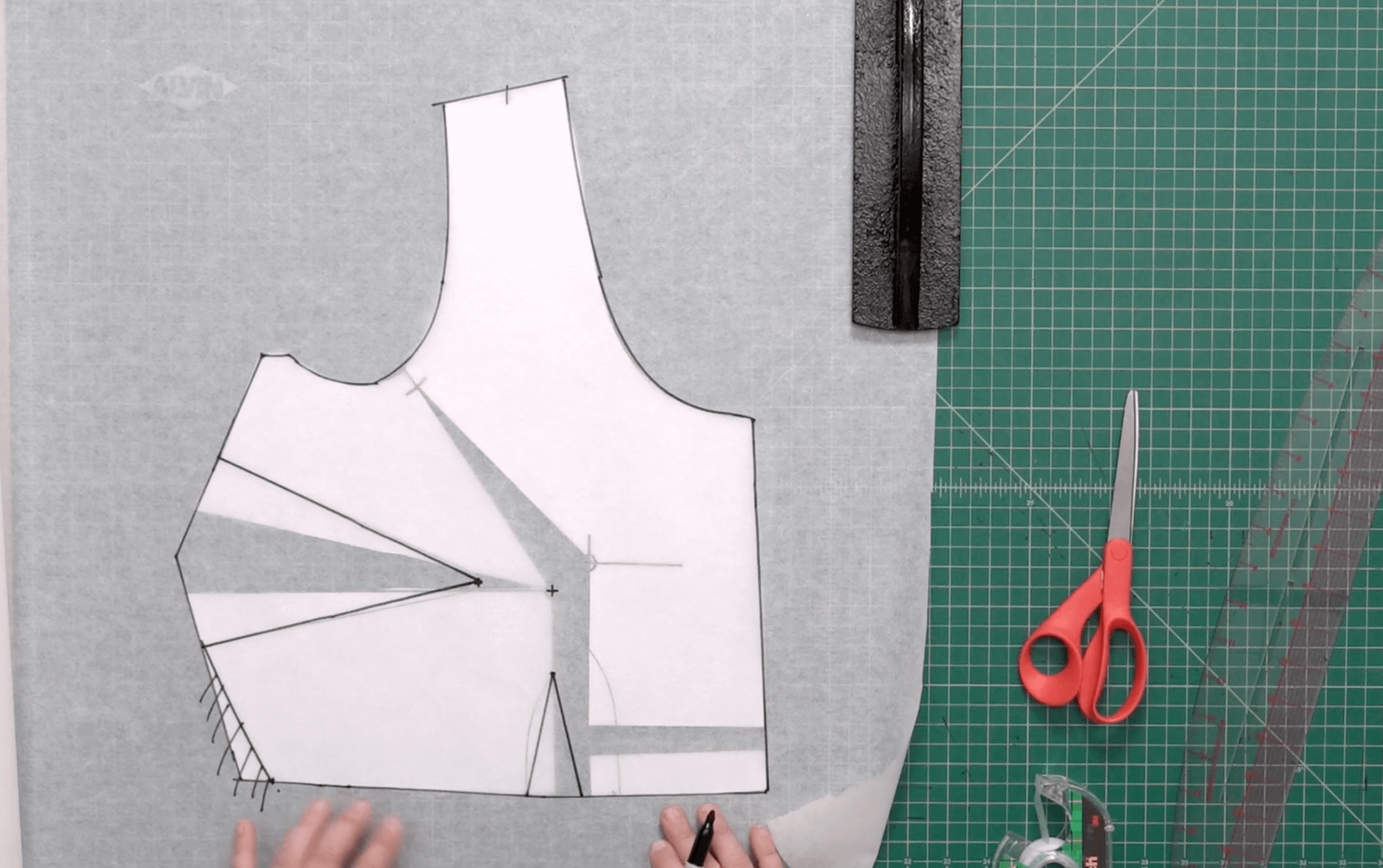 Cashmerette Fitting for Curves